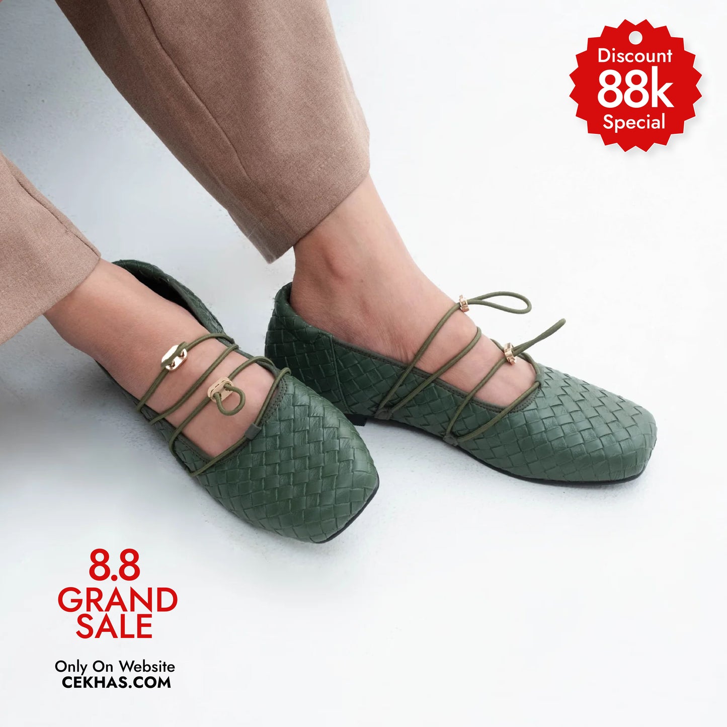 Viola Emerald Flat Shoes - REVERIE Collection