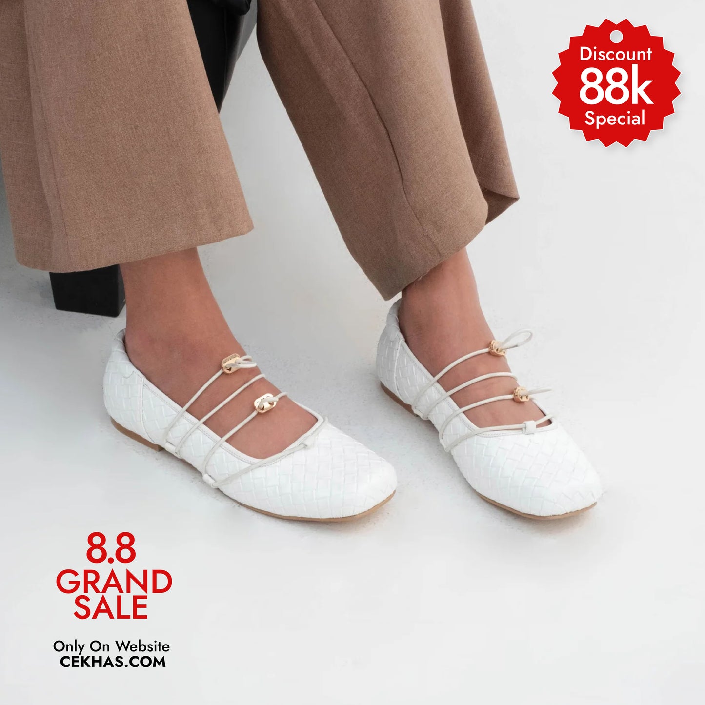Viola White Flat Shoes - REVERIE Collection