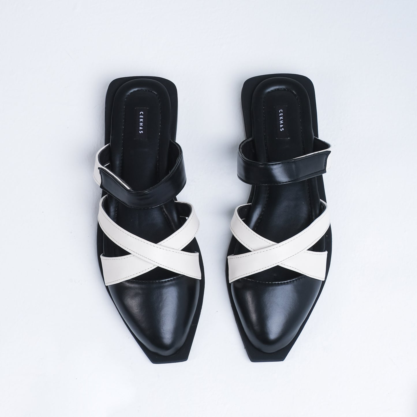 Audy Black White Mules