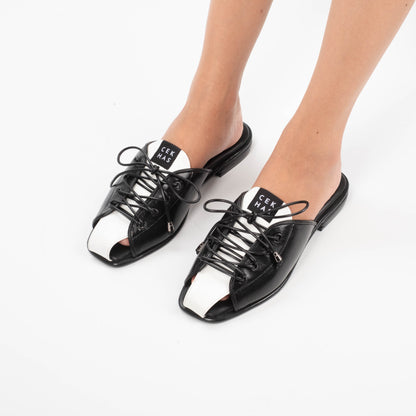 Maddie Black White Mules - Sommar Bliss Collection