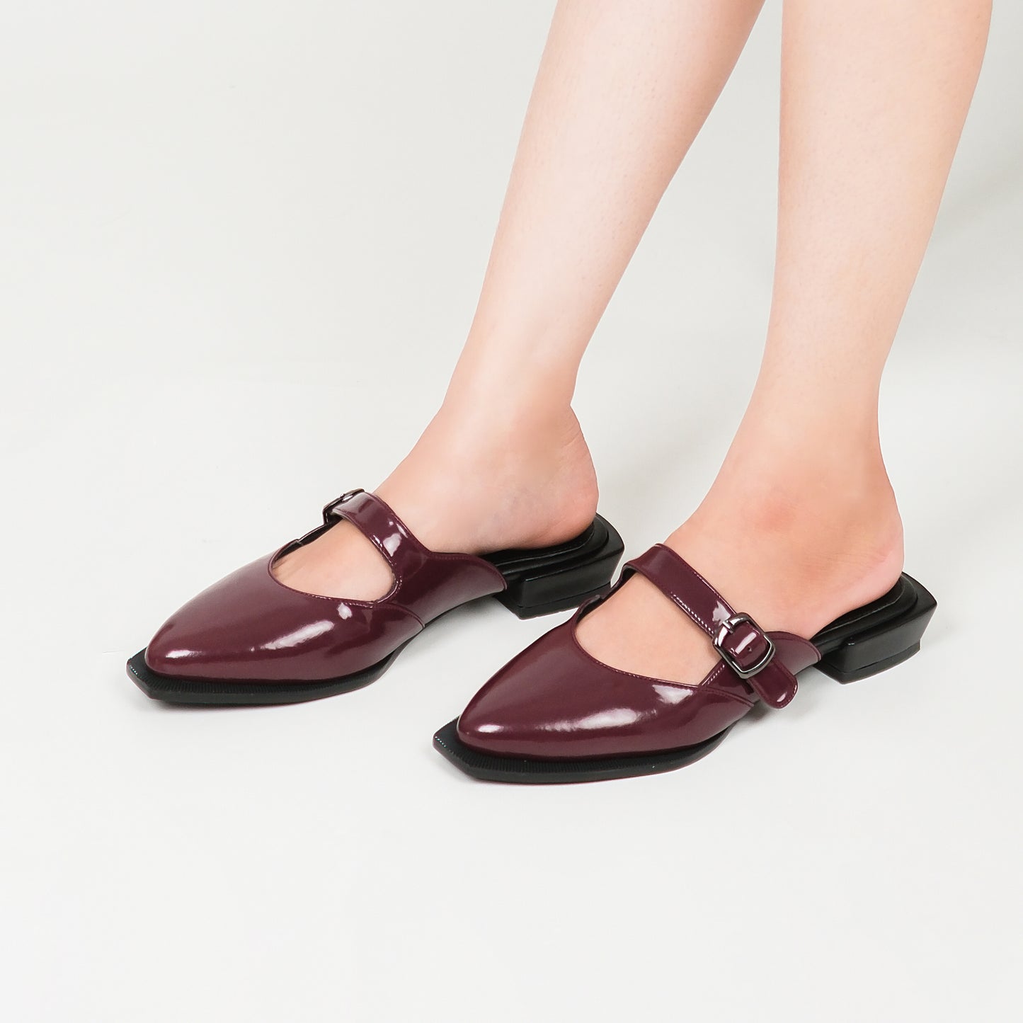 Chelsea Maroon Mules