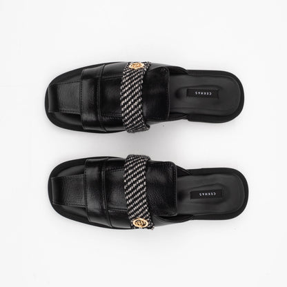 New Laras Black Mules