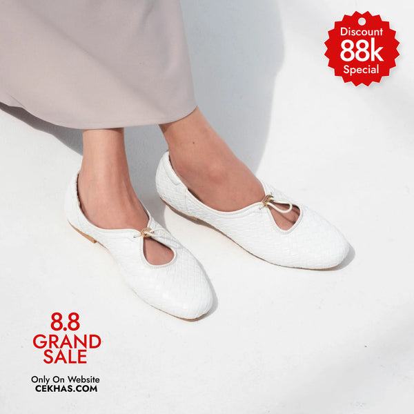 Odelia White Flat Shoes - REVERIE Collection