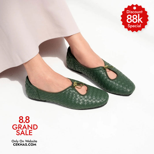 Odelia Emerald Flat Shoes - REVERIE Collection