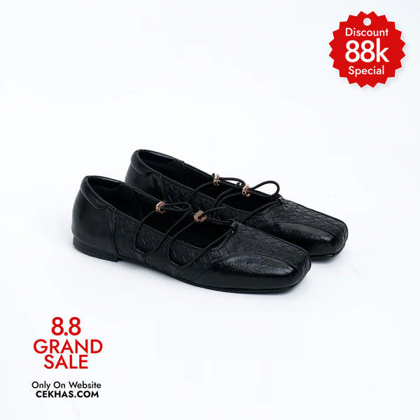 Viona Black Flat Shoes - REVERIE Collection